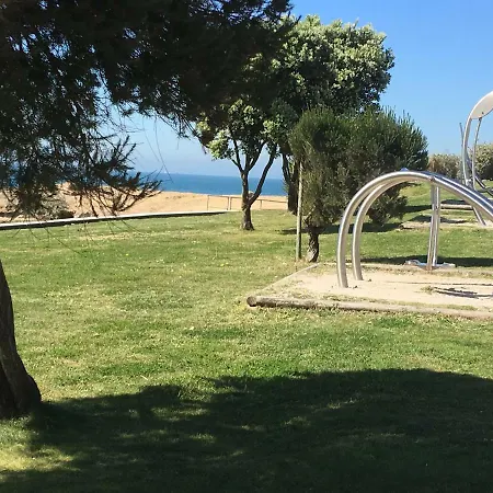 Carcavelos Beach House Pensionat